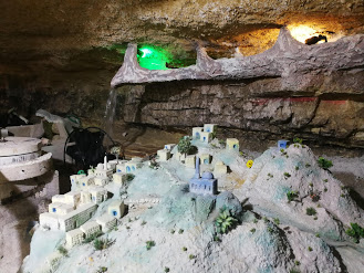 מוזיאון המערה-3